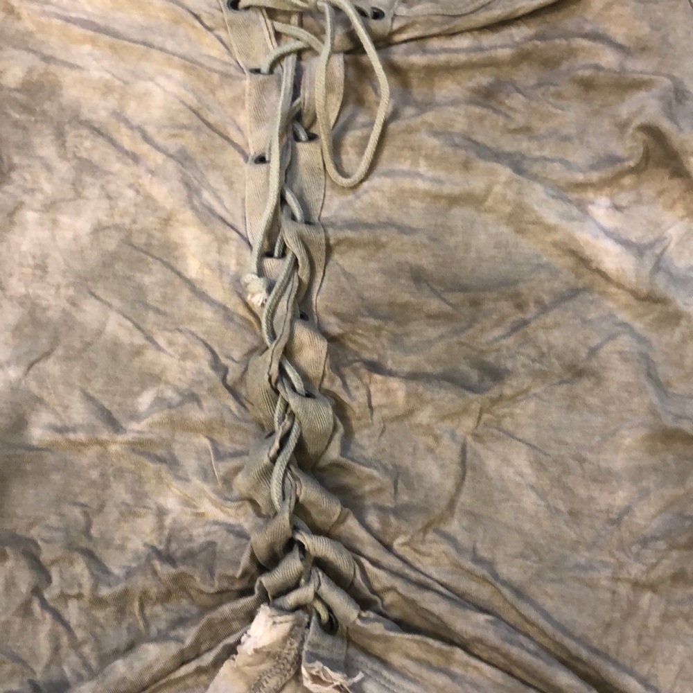 Shirt - Picture 2 of 3